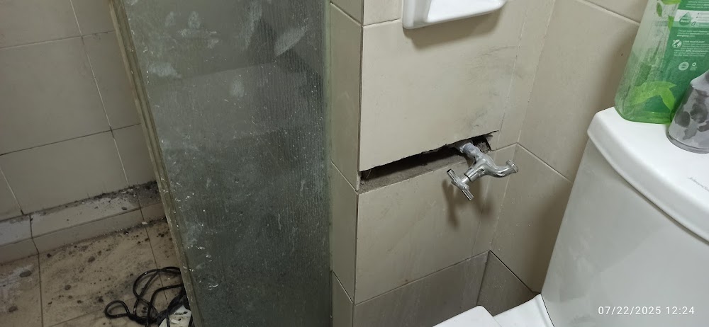 Exprex Era Sales & Services - plumber,heater,leaking,kitchen,sink,toilet.
