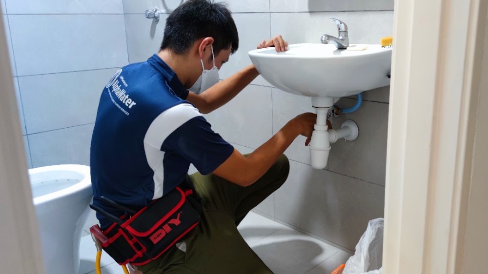 AlphaWater - Toilet, Sink, Drain Unclogging & Plumbing Service
